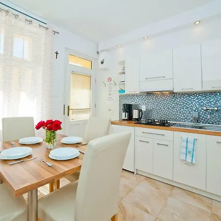 Ferienwohnung Boleslawa Chrobrego 34 Ustronie Morskie Exterior foto