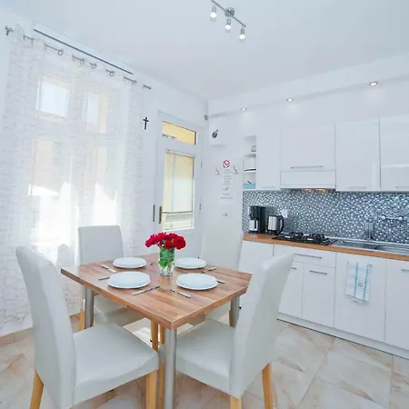 Ferienwohnung Boleslawa Chrobrego 34 Ustronie Morskie Exterior foto